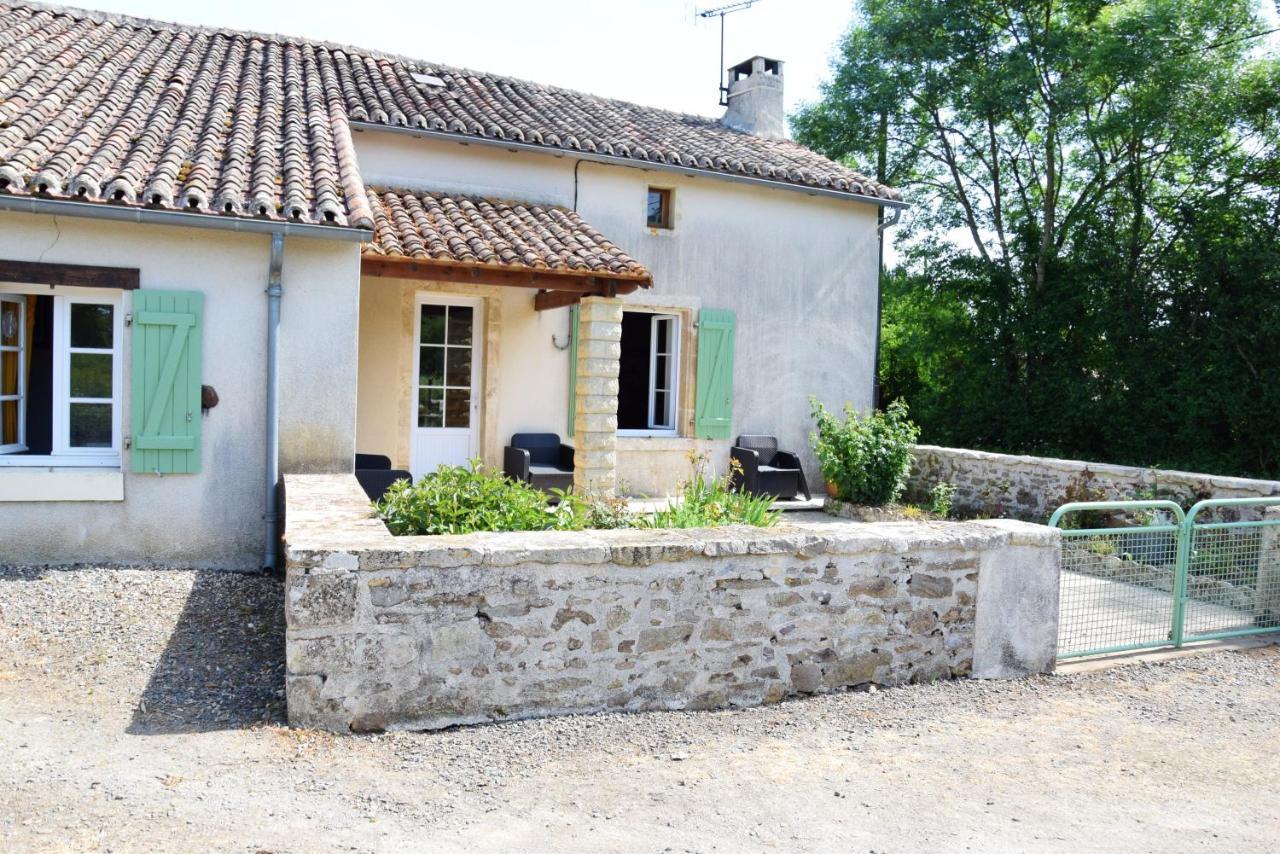 Maison Charismatique A Saint-Germier Avec Jardin Cloture. Exteriör bild