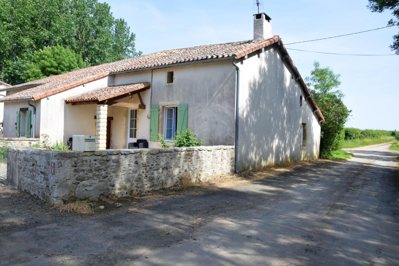Maison Charismatique A Saint-Germier Avec Jardin Cloture. Exteriör bild