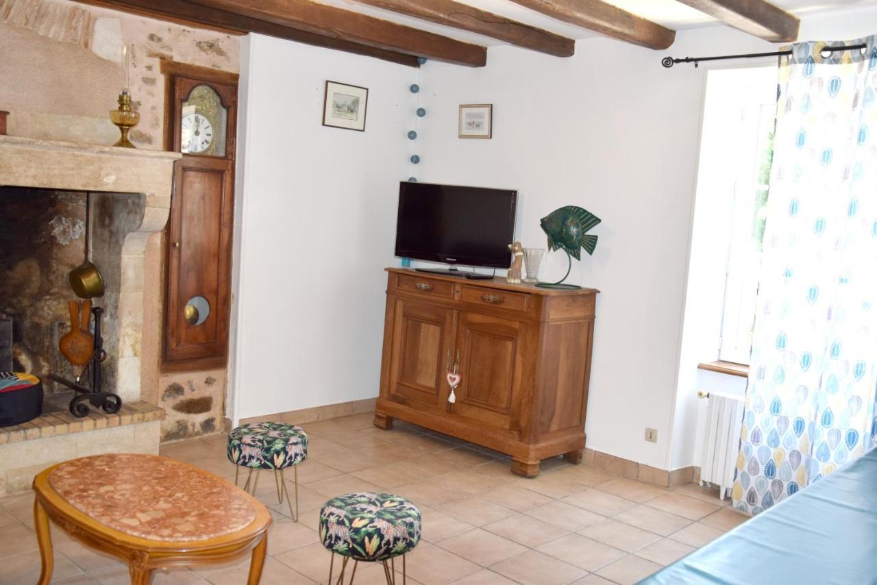 Maison Charismatique A Saint-Germier Avec Jardin Cloture. Exteriör bild